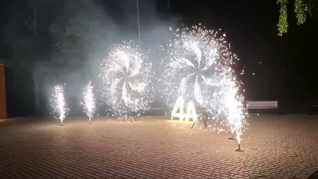 Вертушки, мельницы, танцующие фонтаны